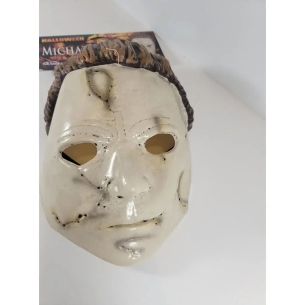 Michael Myers Adult Front Mask w/Tags 2020 Rob Zombie Halloween 